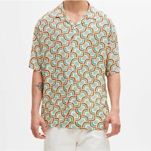 POP MAN Retro Geometric Button Up Short Sleeve Shirt – Size Medium Like New